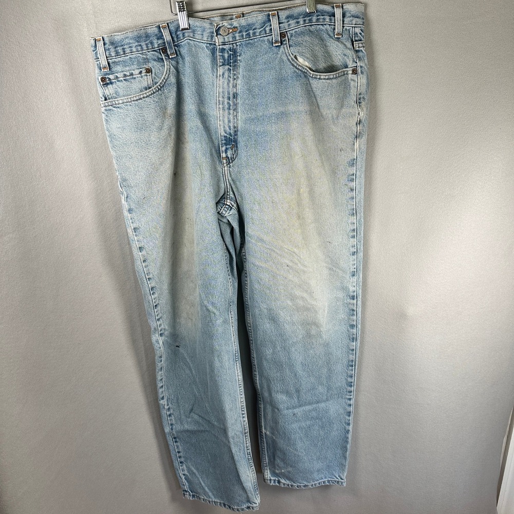 Levi Strauss & Co 550 Jeans Men 42x32 Relaxed Light Wash Blue Denim GUC Vintage